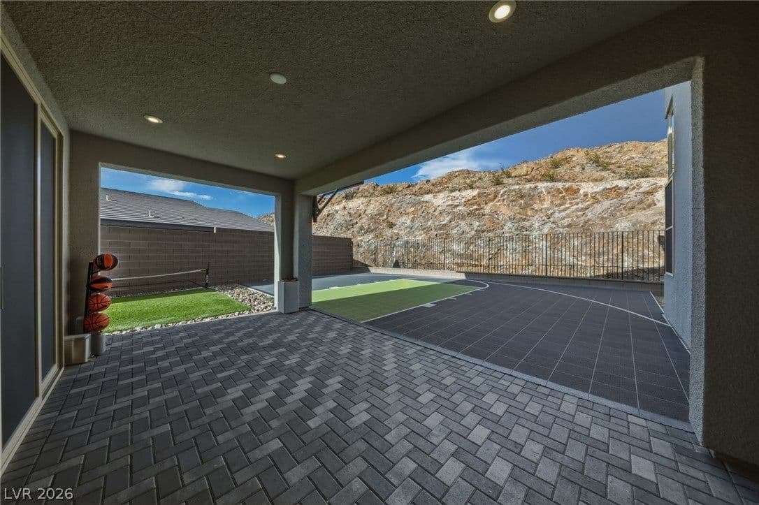 1944 Regal Bluff Drive photo 3