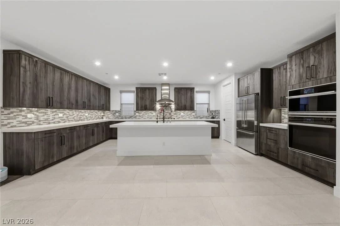 1944 Regal Bluff Drive