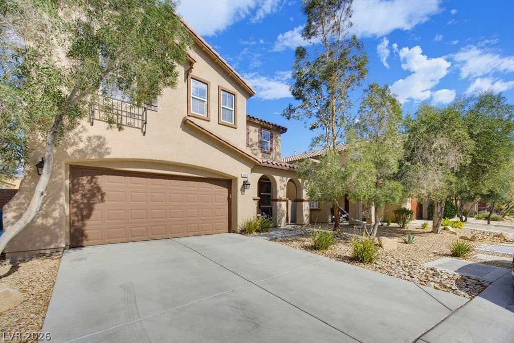 10016 Silver Cliff Street photo 2