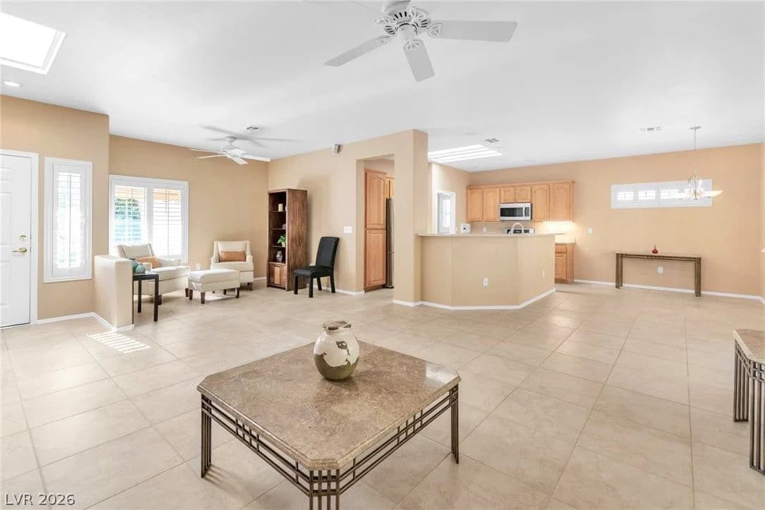 1668 Sebring Hills Drive photo 2
