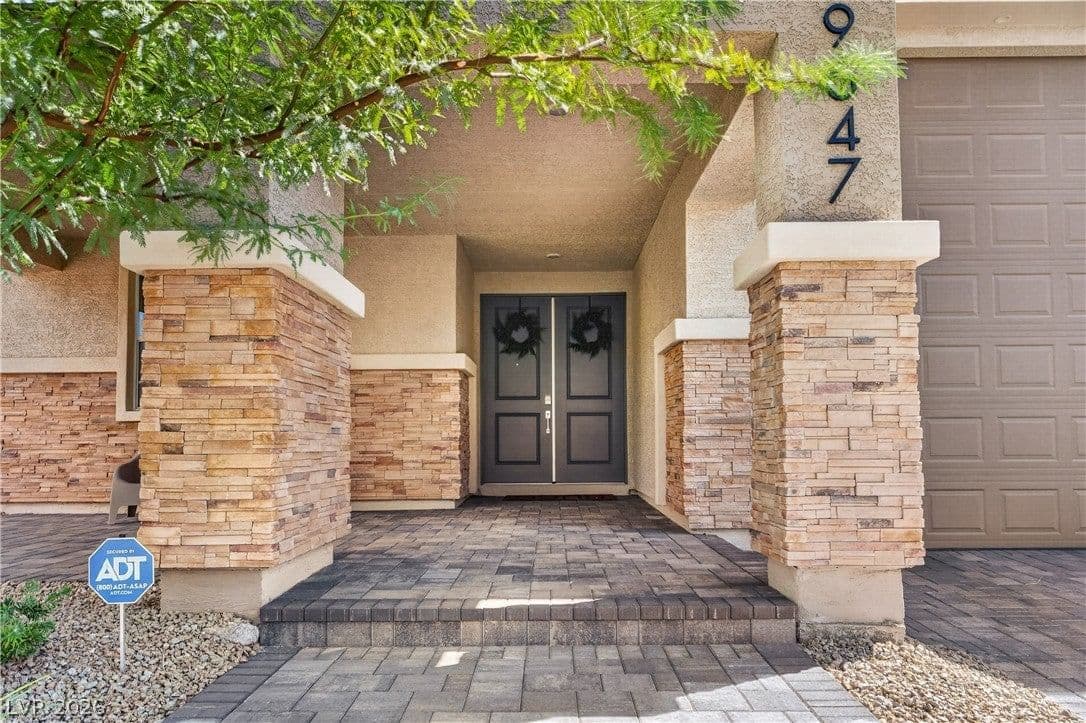 9647 Mirage Foothills Avenue photo 3