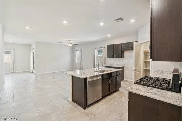 7915 Pearly Court photo 4