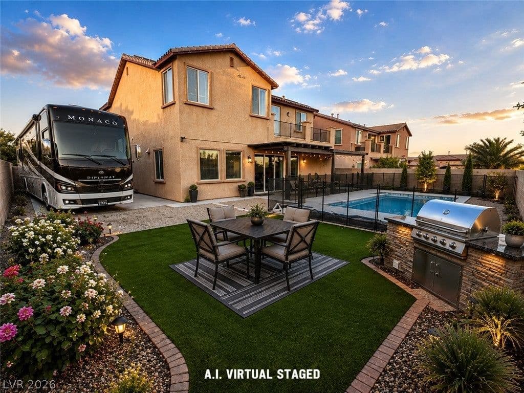 9767 Mosaic Canyon Court photo 2