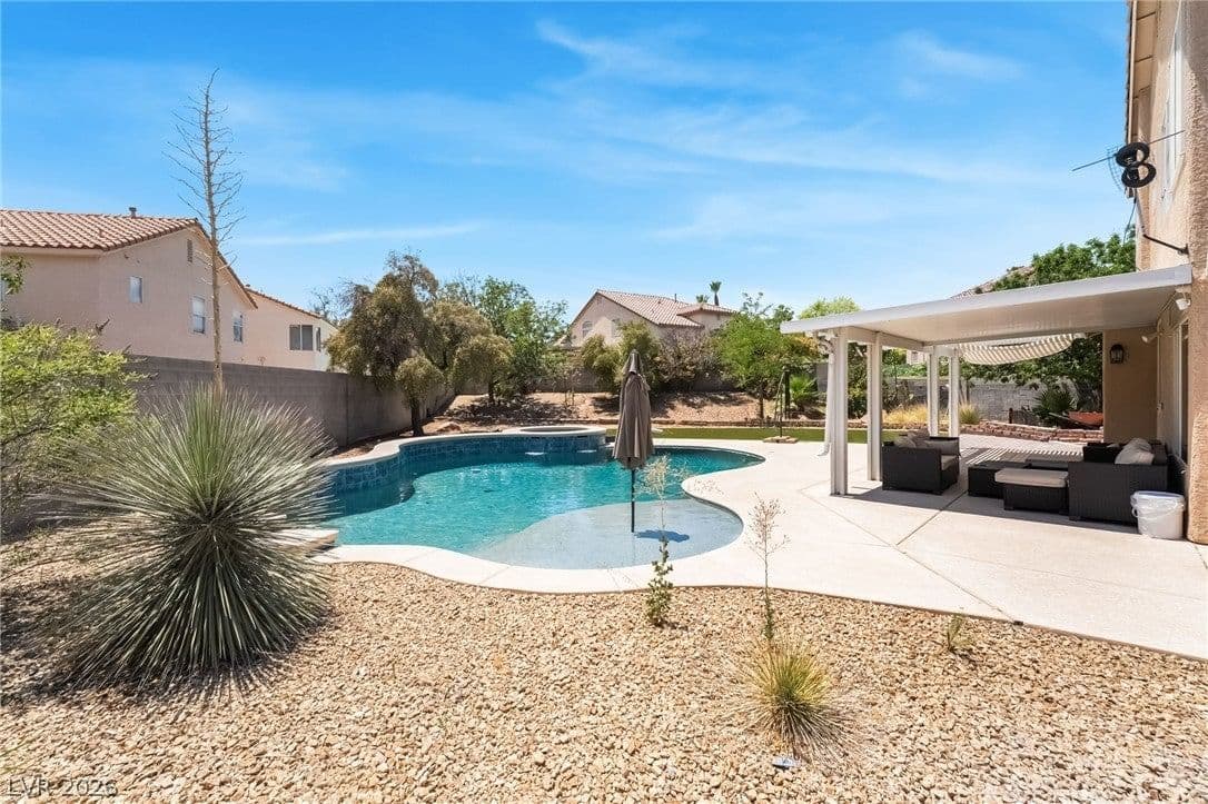 8253 Ruby Mountain Way
