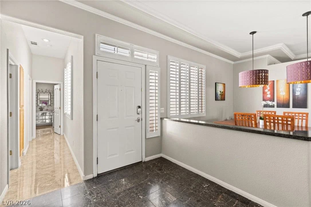 8869 Pheasant Valley Way photo 5