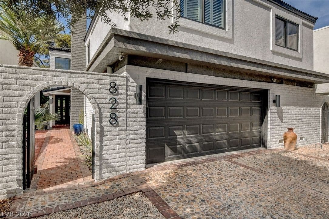 828 Vegas Valley Drive photo 5