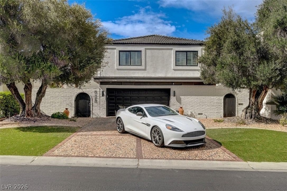 828 Vegas Valley Drive