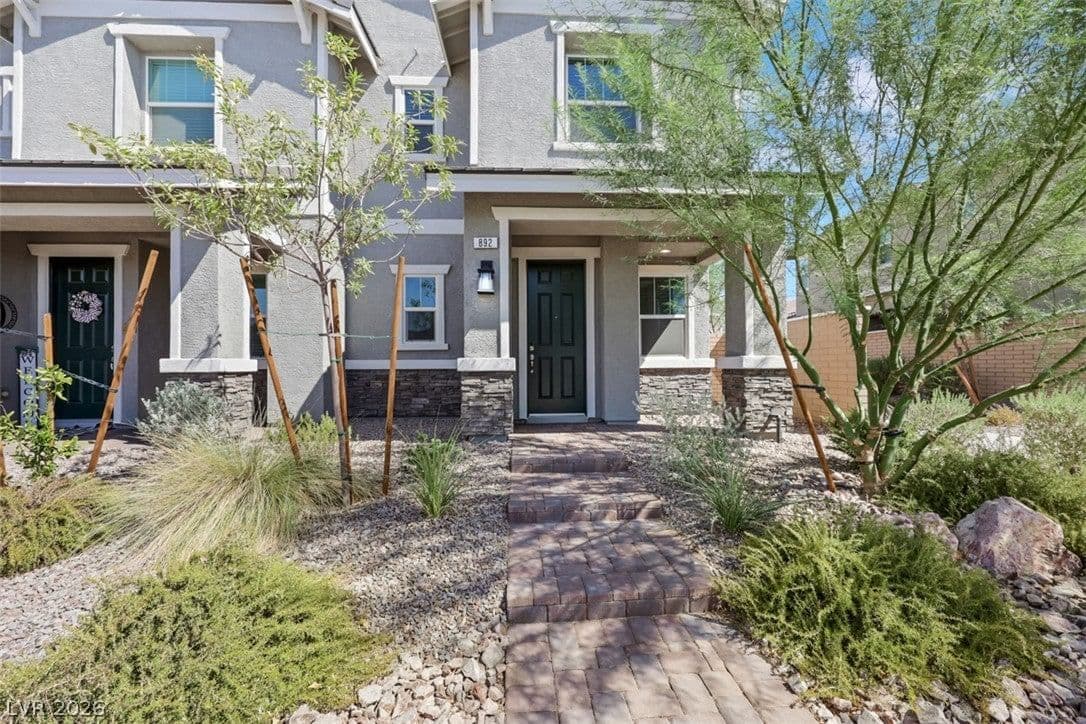 892 Cottonwood Hill Place