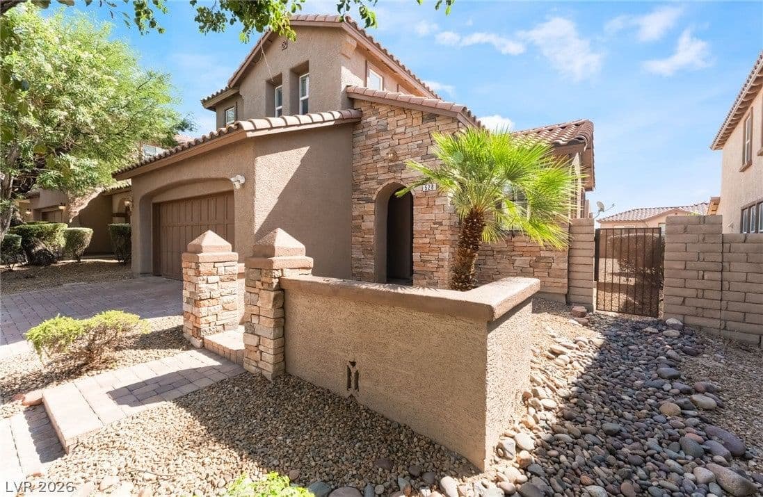 528 Bachelor Button Street photo 3