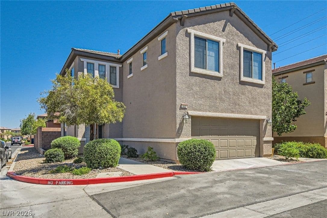 665 Calamus Palm Place photo 4