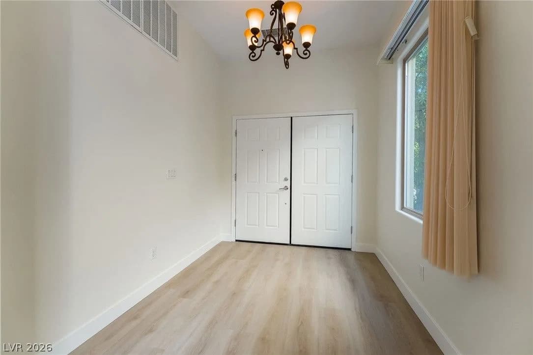 9157 Tudor Park Place photo 3