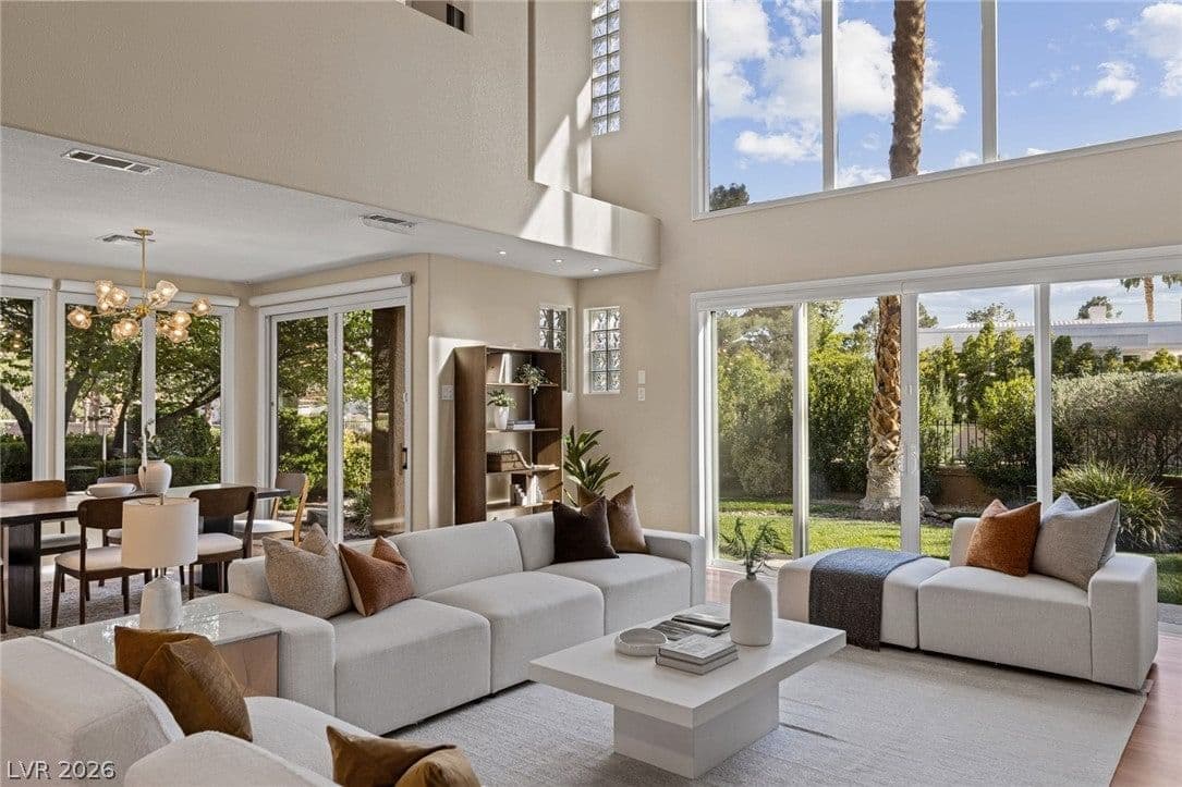 8325 Turtle Creek Circle