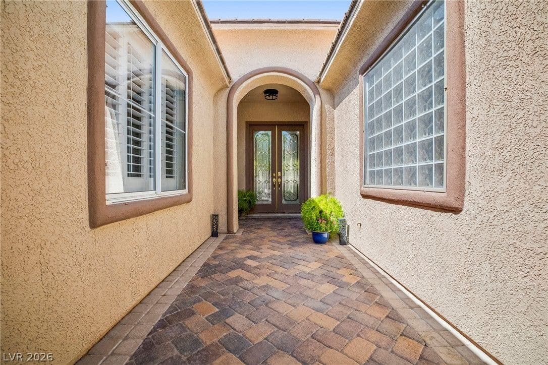 4439 Bella Cascada Street photo 4