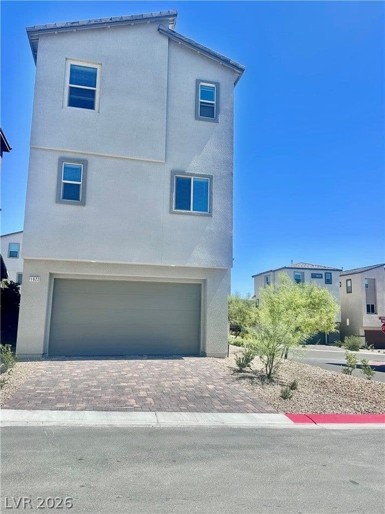 11622 Gambels Quail Avenue photo 2