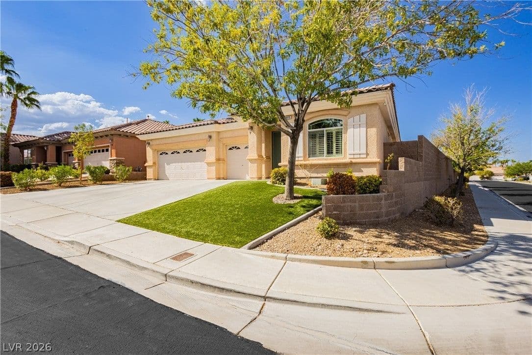 5470 Casa Palazzo Court photo 2