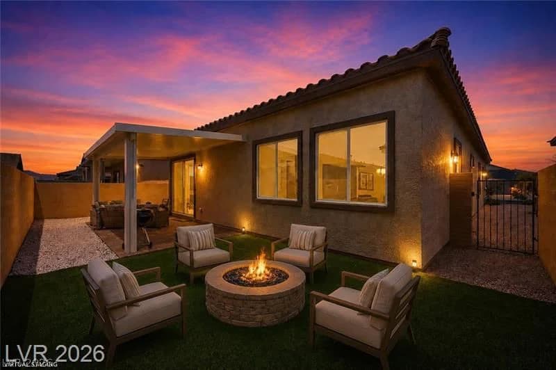 835 Silverton Springs Street photo 2