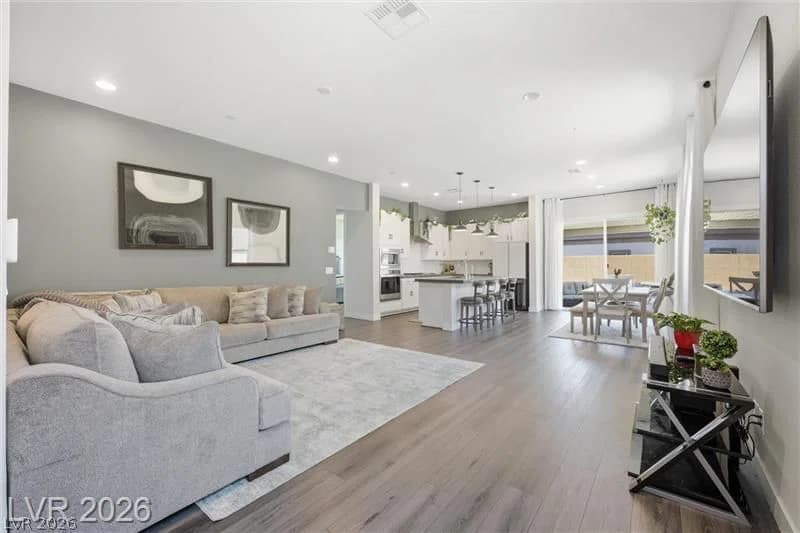 835 Silverton Springs Street photo 3