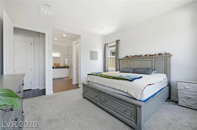 835 Silverton Springs Street photo 5
