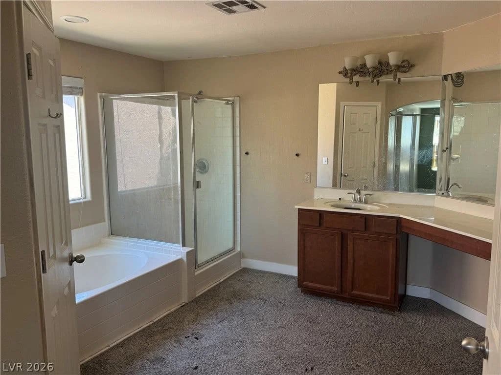8141 Pink Desert Street photo 5