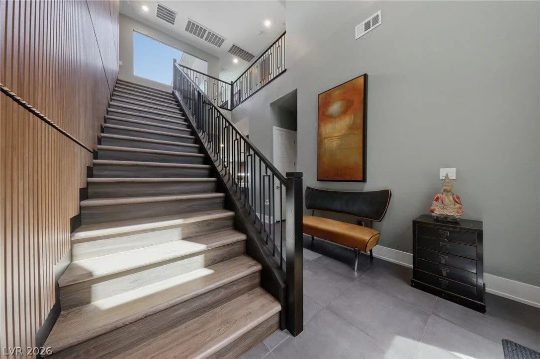 302 Shaded Canyon Drive photo 4