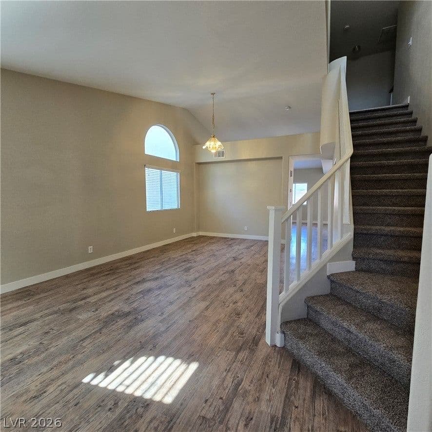 2506 Paradise Isle Avenue photo 4