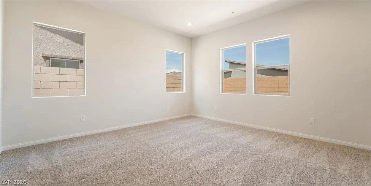650 Ambridge Drive photo 5