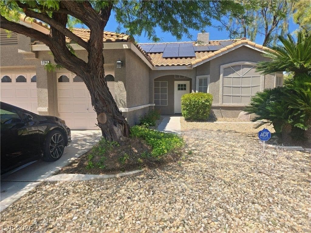 2246 Alanhurst Drive photo 2