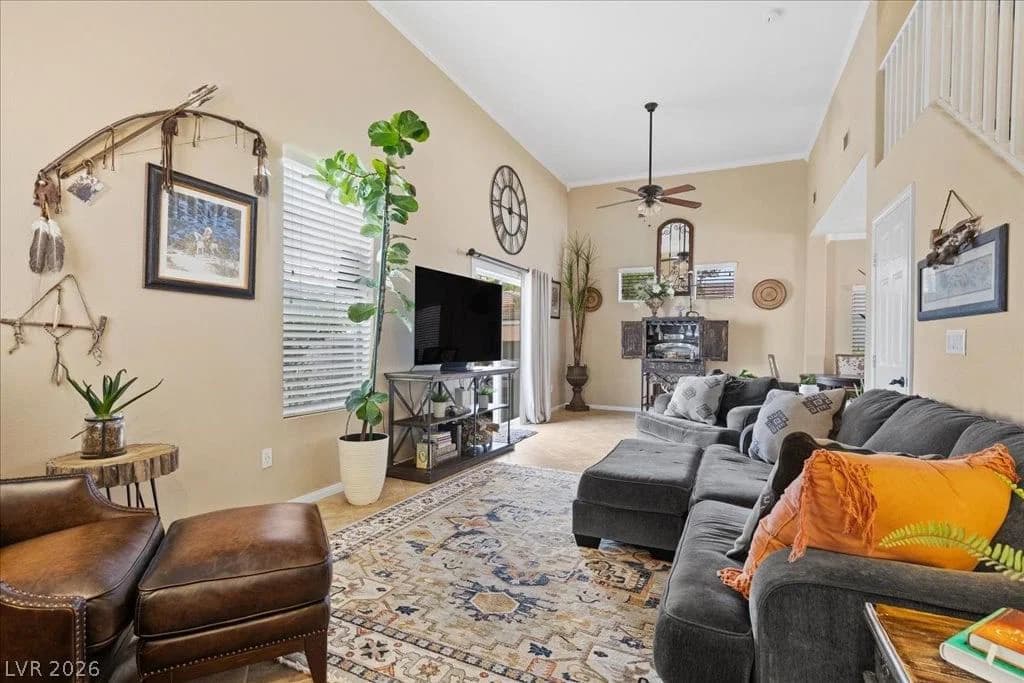 10528 India Hawthorn Avenue photo 5