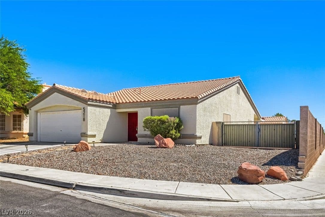 5218 Willowdale Court photo 3