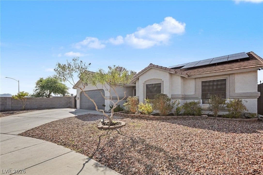 543 Vantage Avenue photo 4