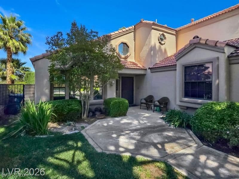 5396 Painted Sunrise Drive photo 4