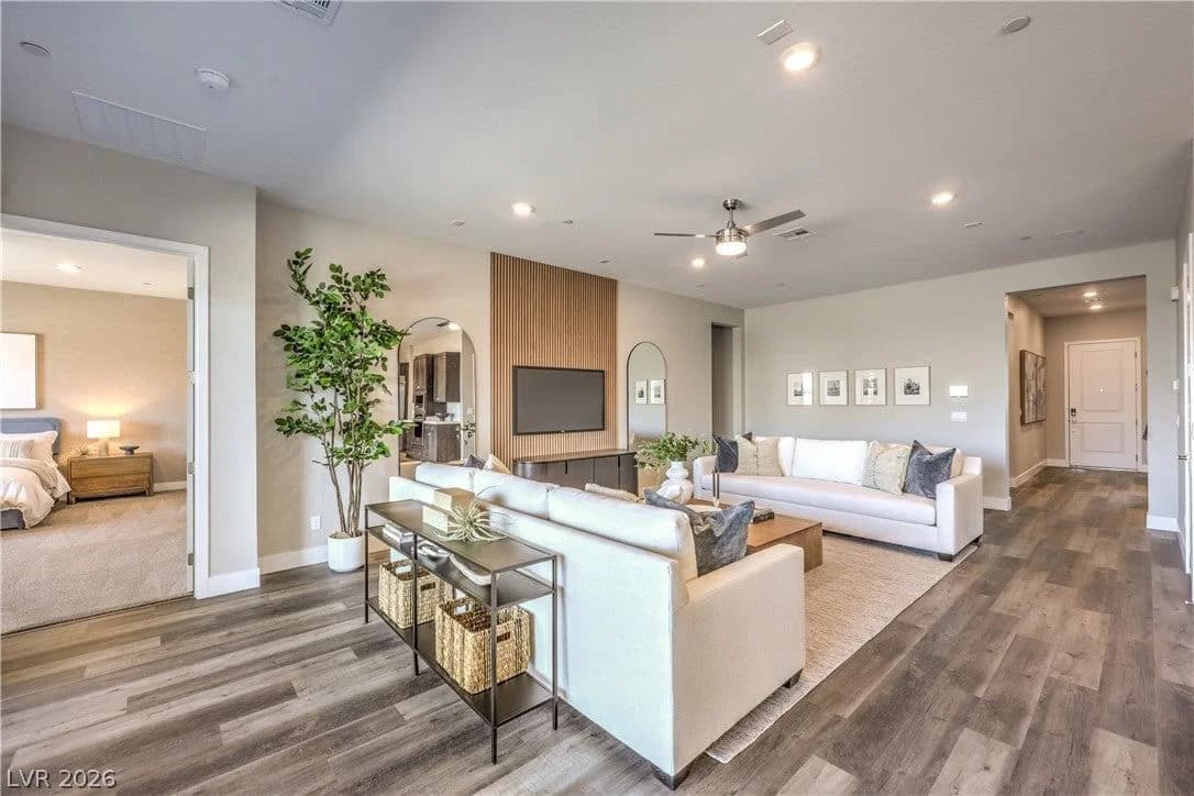 1304 Ryan River Place photo 4