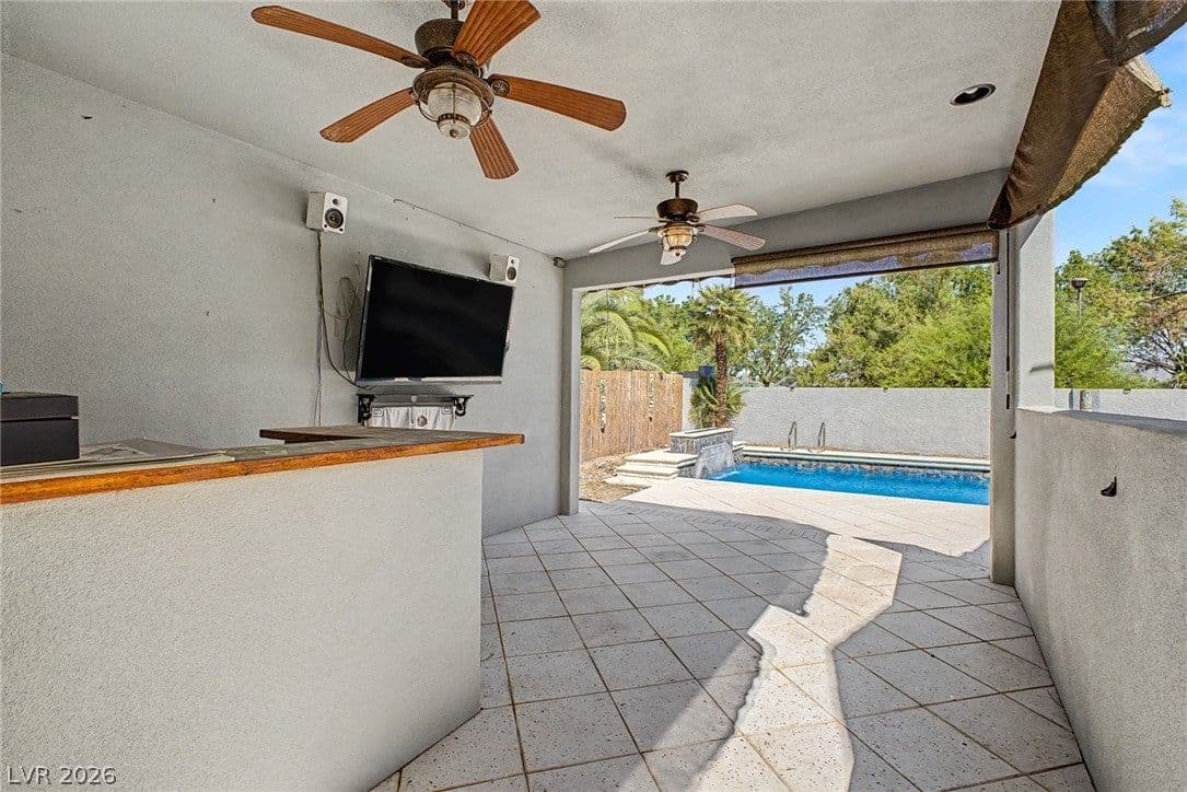 6500 Wild Horse Road photo 4