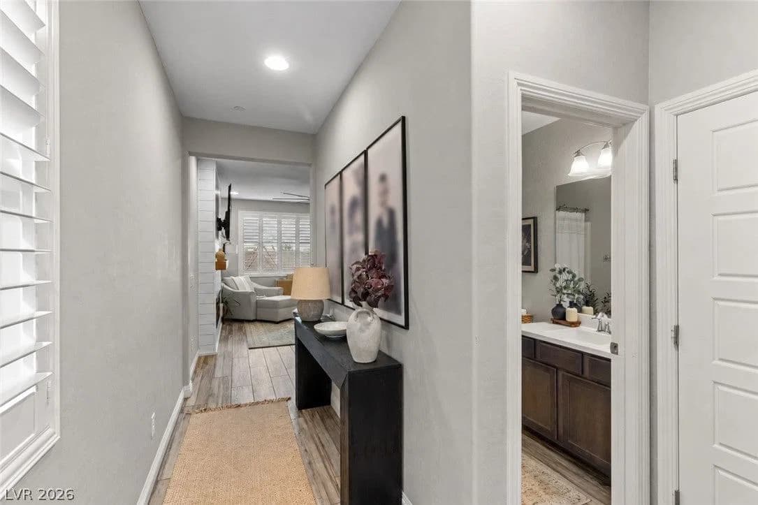 2458 Poetica Place photo 4