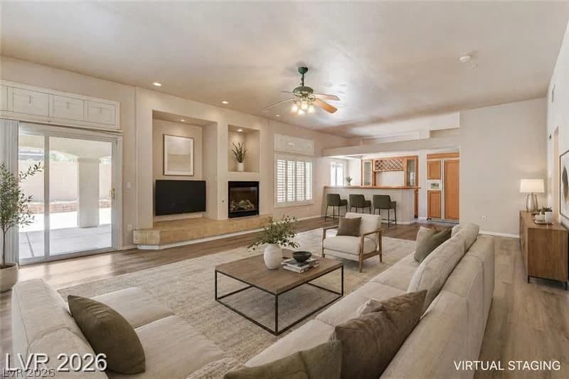 7639 Belgian Lion Street photo 4