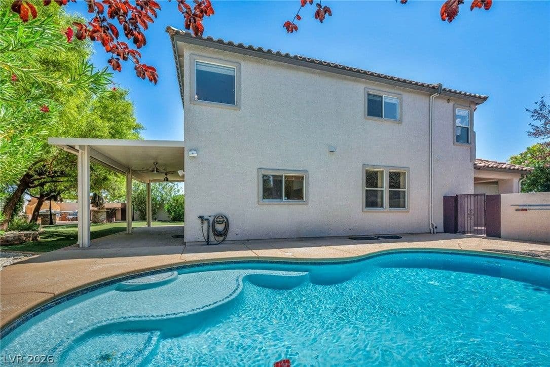 11604 Villa Malaparte Avenue photo 5