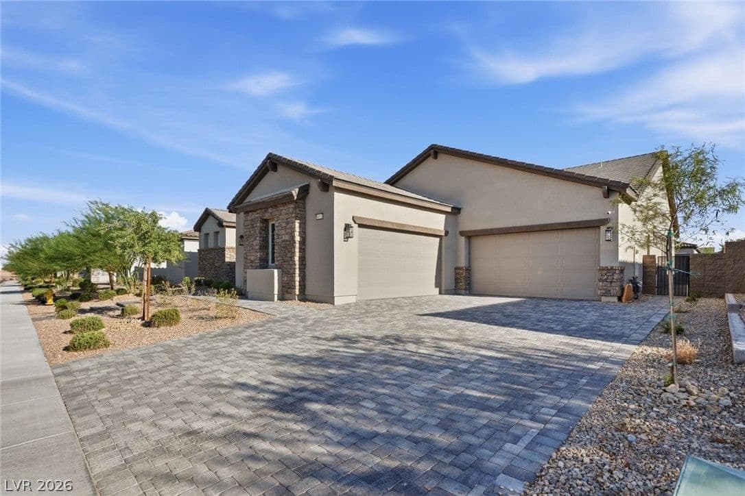 8575 Nicholas James Avenue photo 4