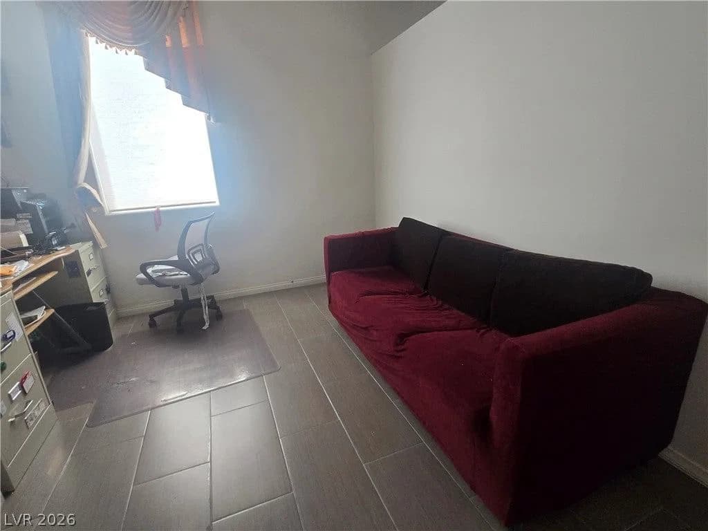 10522 Haywood Drive photo 2