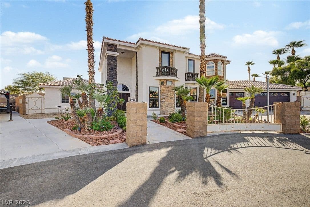 8985 Tenaya Way photo 3