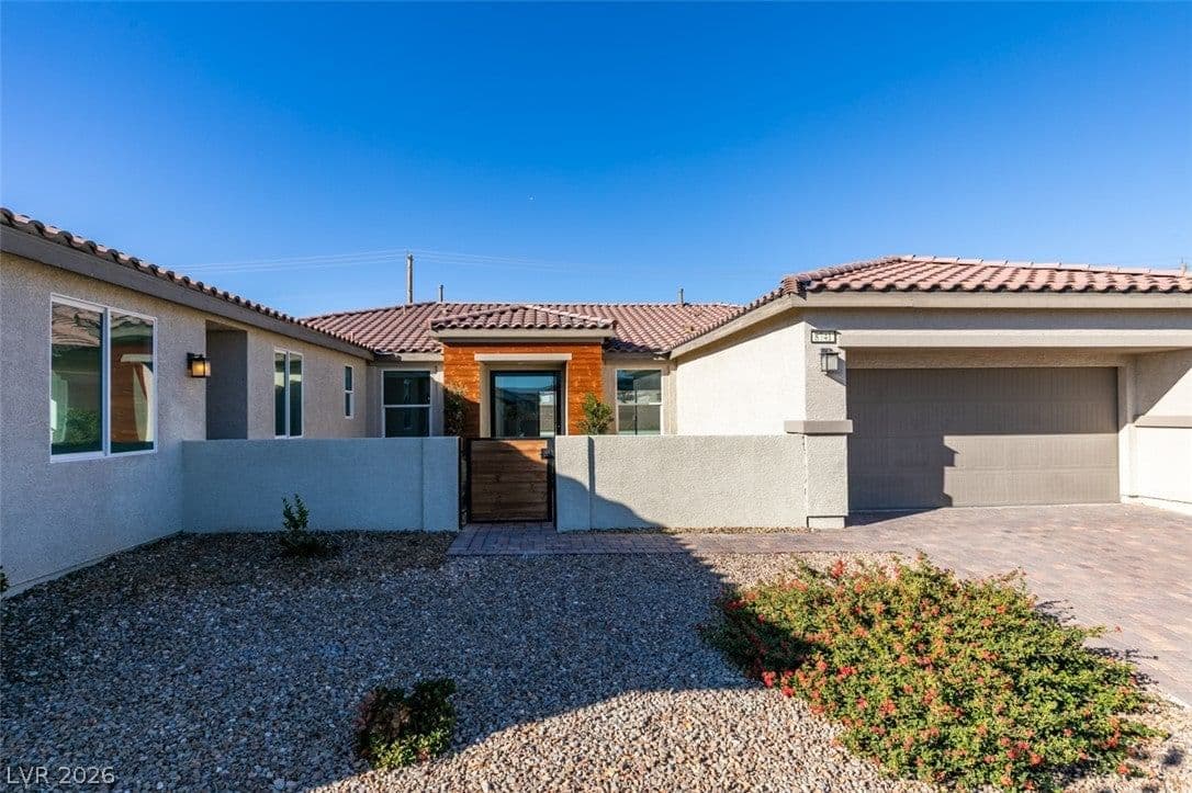 8741 Grand Pass Court photo 4