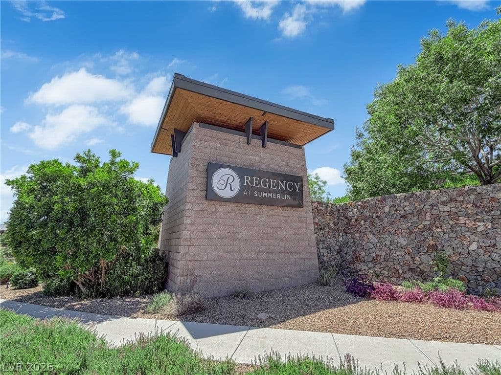 6677 Regency Stone Way photo 4