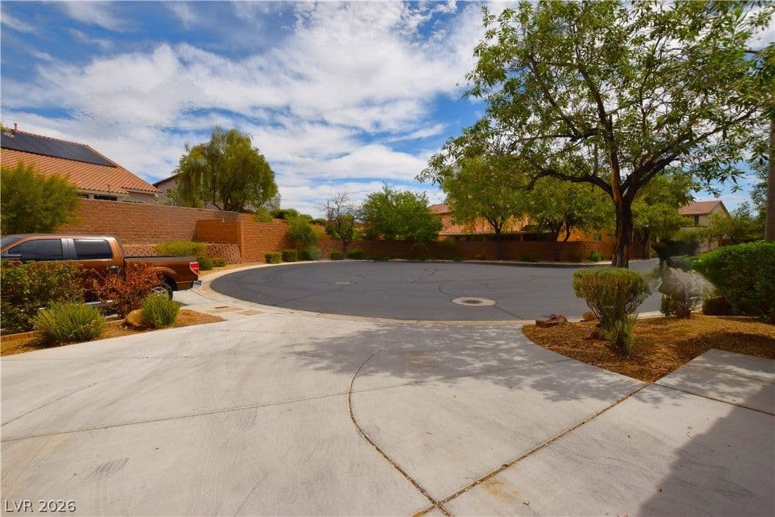 9191 Ridge Wolves Court photo 2