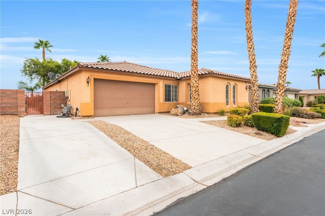 6450 Hughes Springs Drive photo 2