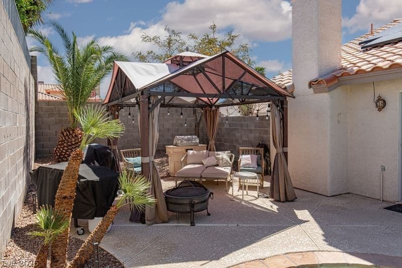 130 Ringlore Drive Drive photo 5