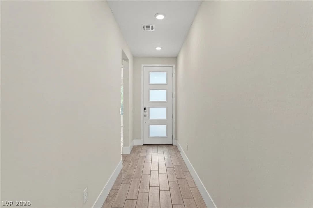 9584 Sard Lane photo 4