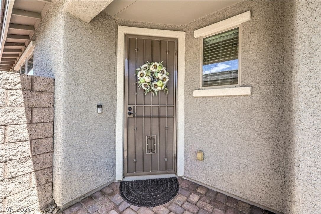 2376 Elmont Avenue photo 4