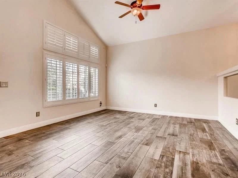2705 Chokecherry Avenue photo 4