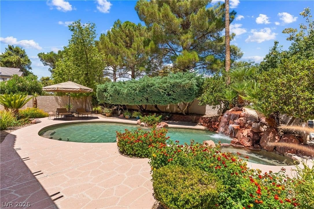 2825 Cotton Cloud Road