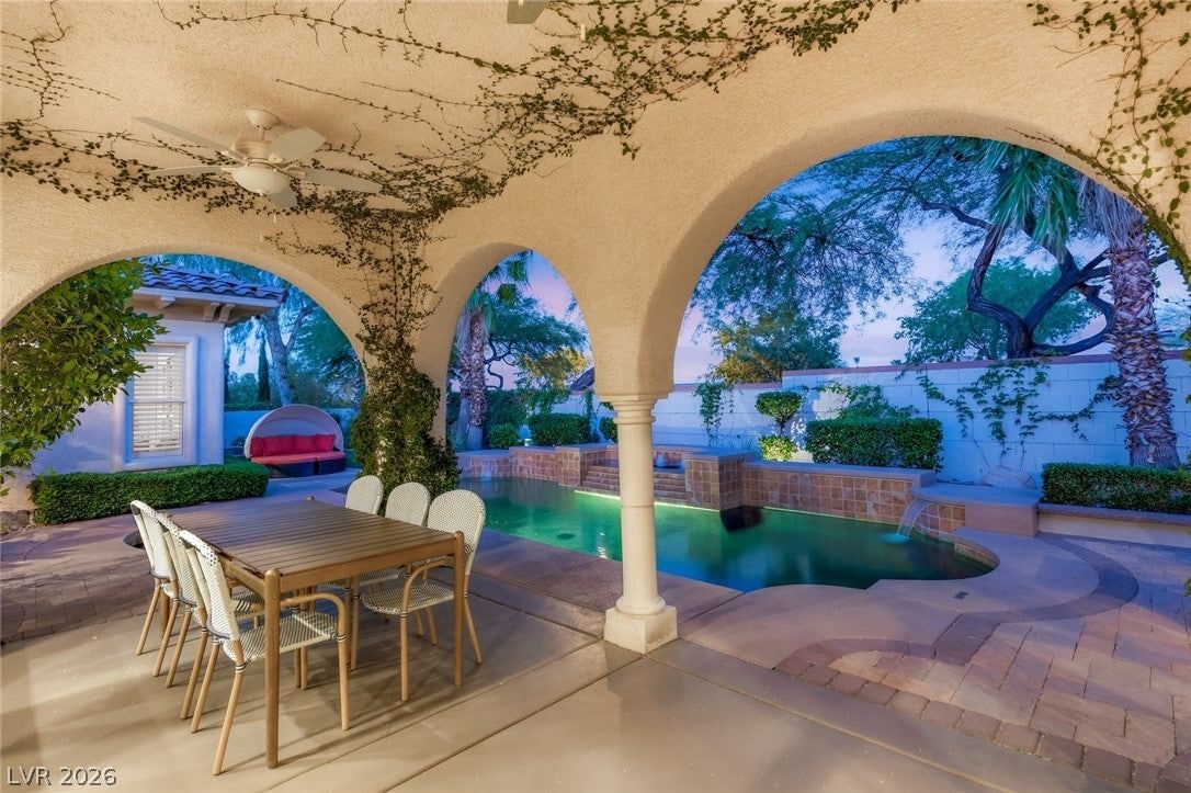 10817 BERINGER Drive photo 4