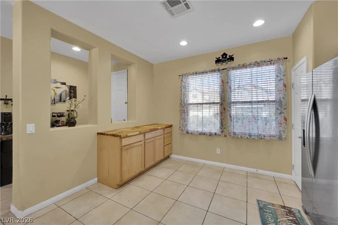 3619 Prairie Orchid Avenue photo 4